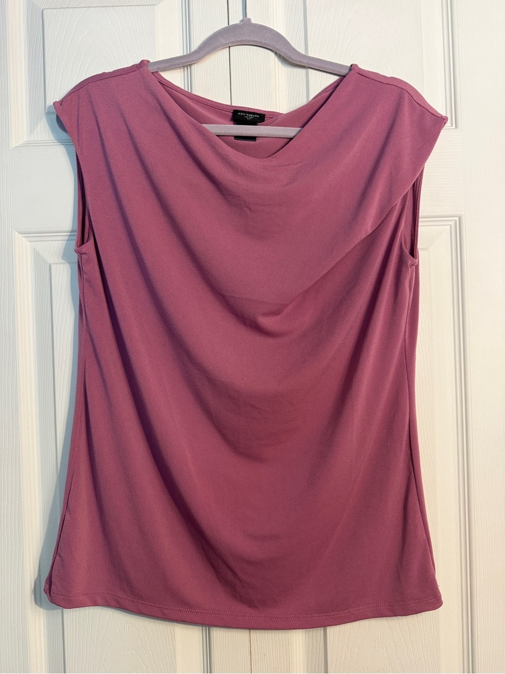 Ann Taylor factory sleeveless blouse size large